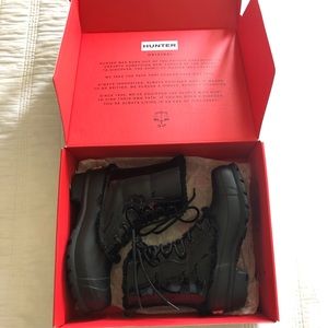 Hunter lace up boots